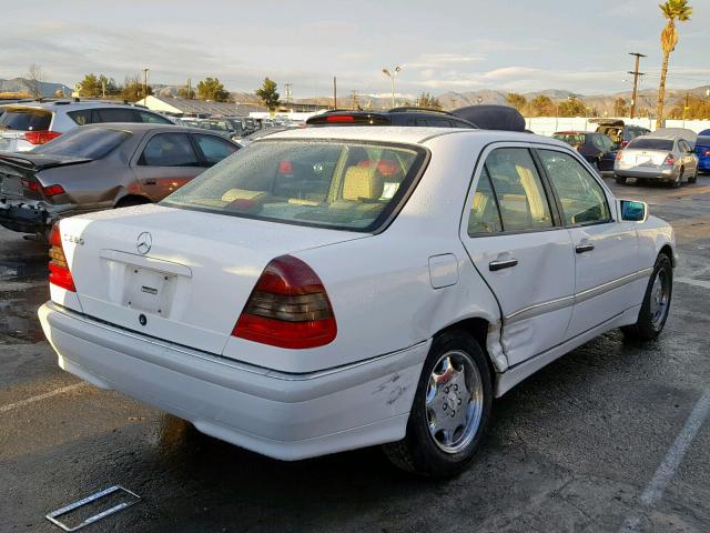 WDBHA29G8WA569739 - 1998 MERCEDES-BENZ C 280 WHITE photo 4