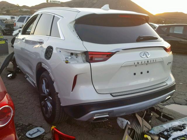 3PCAJ5M18KF112440 - 2019 INFINITI QX50 ESSEN WHITE photo 3