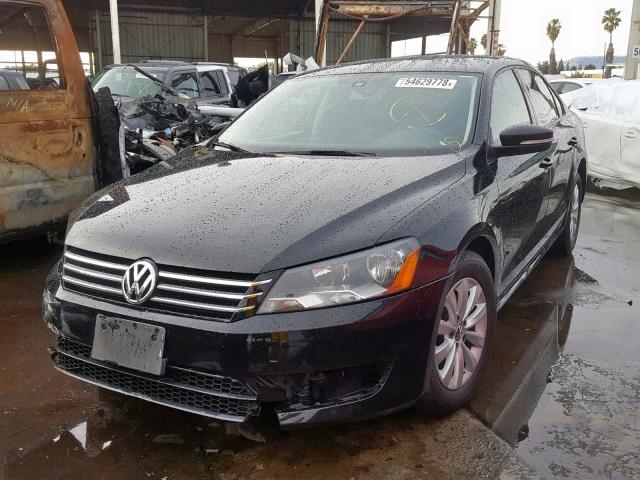 1VWAP7A30DC078748 - 2013 VOLKSWAGEN PASSAT S BLACK photo 2