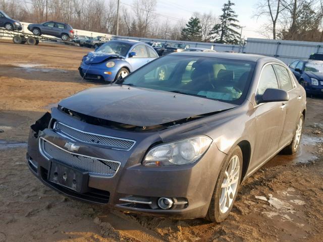 1G1ZE5EB2AF231117 - 2010 CHEVROLET MALIBU LTZ ნაცრისფერი ფოტო 2