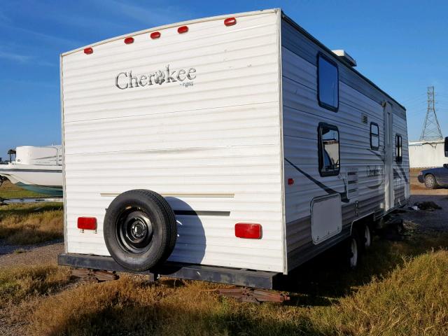 4X4TCKD266P099400 - 2006 WILDWOOD CHEROKEE WHITE photo 4