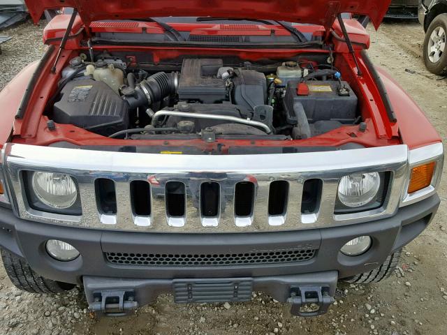 5GTDN136268329360 - 2006 HUMMER H3 RED photo 7