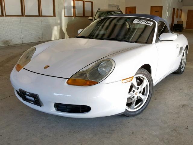 WP0CA298X1U627572 - 2001 PORSCHE BOXSTER WHITE photo 2