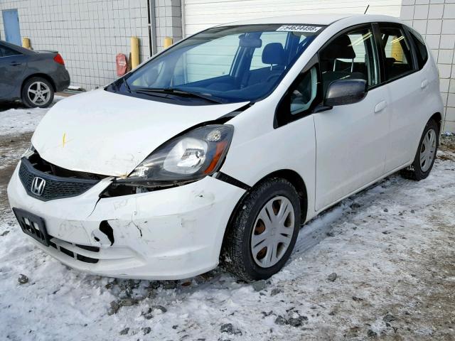 JHMGE87279S068382 - 2009 HONDA FIT WHITE photo 2