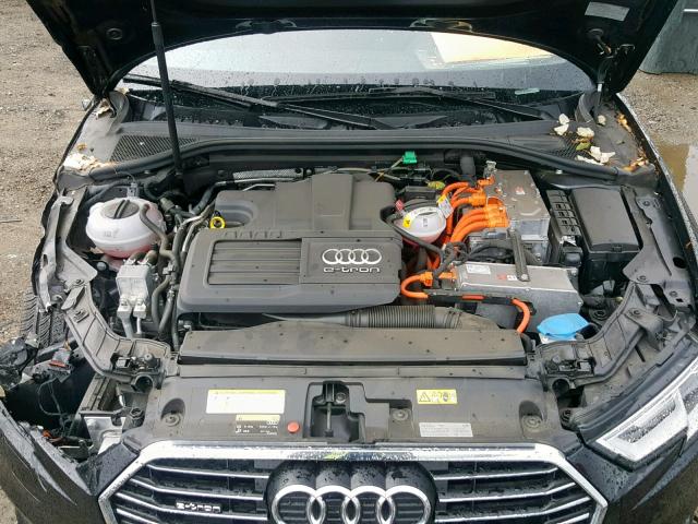 WAUUPBFF9HA073228 - 2017 AUDI A3 E-TRON BLACK photo 7