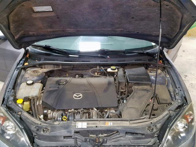 JM1BK343951304390 - 2005 MAZDA 3 HATCHBAC GRAY photo 7