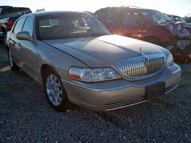 2LNHM82V09X630495 - 2009 LINCOLN TOWN CAR S GOLD photo 1