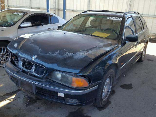 WBADP6330XBV61235 - 1999 BMW 528 IT AUT GREEN photo 2