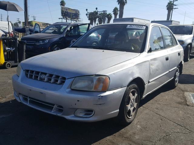 KMHCG45C02U300938 - 2002 HYUNDAI ACCENT GL SILVER photo 2