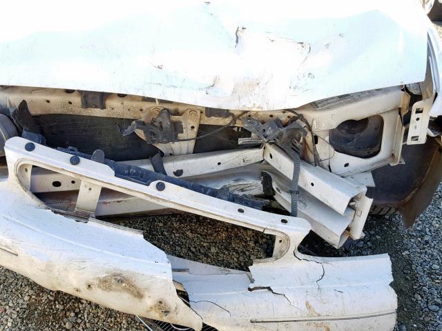 2G4WS52JX31135692 - 2003 BUICK CENTURY CU WHITE photo 9