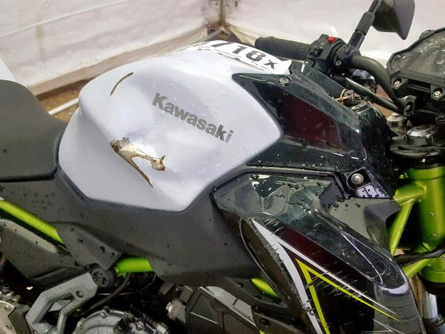 JKAEREG13HDA00163 - 2017 KAWASAKI ER650 G WHITE photo 9