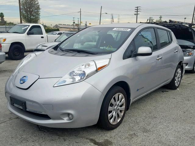 1N4AZ0CP6DC413652 - 2013 NISSAN LEAF S SILVER photo 2