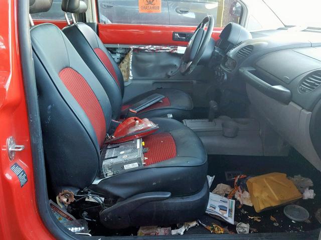 3VWDD21C0YM465586 - 2000 VOLKSWAGEN NEW BEETLE 红色 照片 5