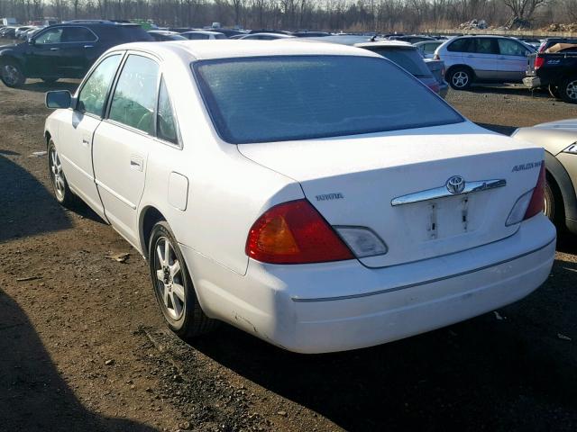 4T1BF28B0YU085592 - 2000 TOYOTA AVALON XL WHITE photo 3