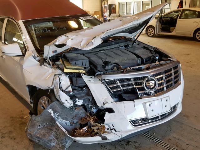 2GEXG7U32E9500527 - 2014 CADILLAC XTS FUNERA WHITE photo 9