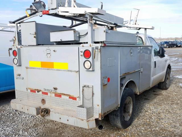 1FDSF30596EC12035 - 2006 FORD F350 SRW S WHITE photo 4