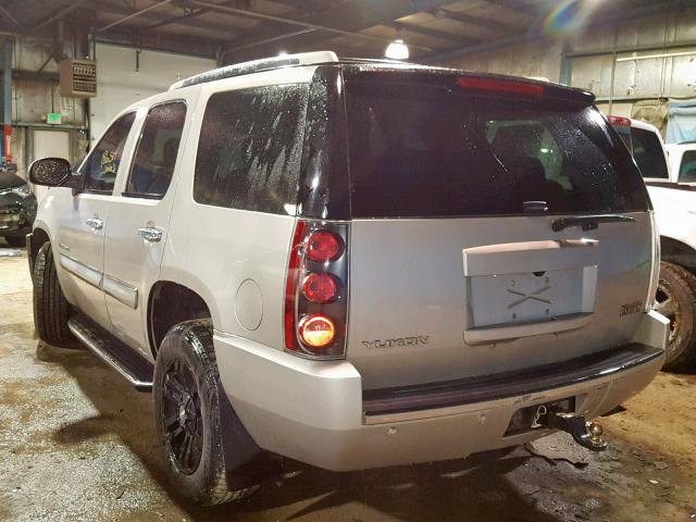 1GKFK63887J345696 - 2007 GMC YUKON DENA SILVER photo 3