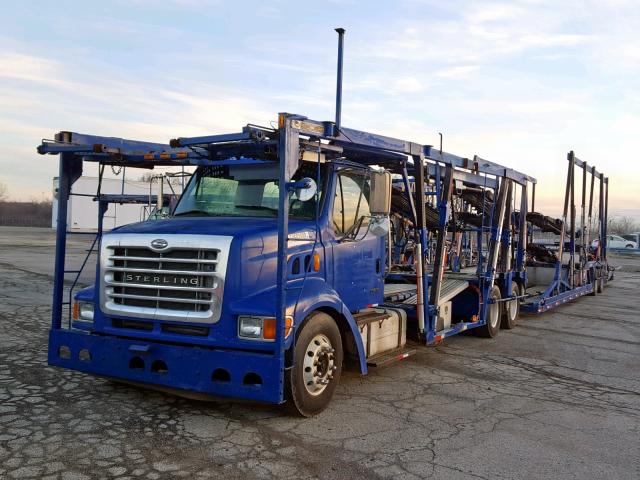 2FZHAZAS94AN11854 - 2004 STERLING TRUCK LT 9500 BLUE photo 2