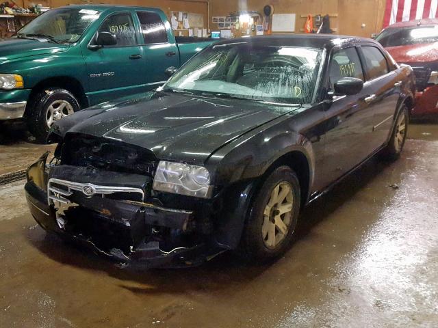 2C3KA53G36H299522 - 2006 CHRYSLER 300 TOURIN BLACK photo 2