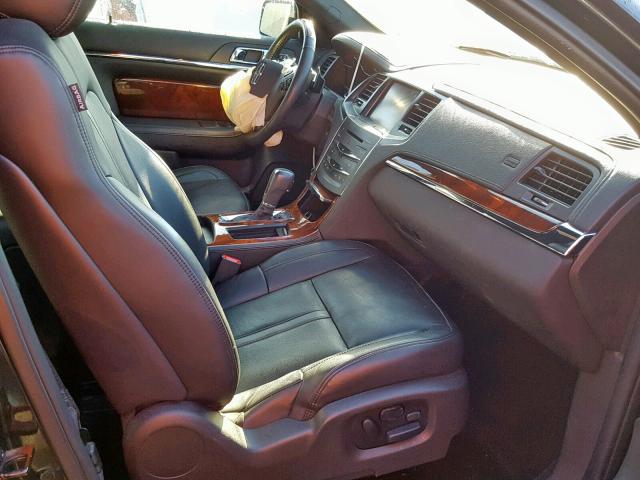 1LNHL9FT4DG602232 - 2013 LINCOLN MKS CHARCOAL photo 5