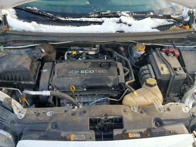 1G1JA5SH9E4243283 - 2014 CHEVROLET SONIC LS თეთრი ფოტო 7