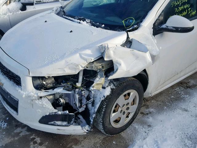 1G1JA5SH9E4243283 - 2014 CHEVROLET SONIC LS თეთრი ფოტო 9