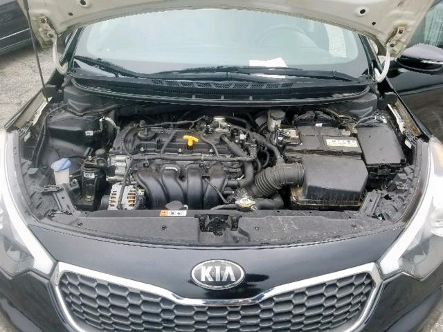 3KPFL4A80HE052356 - 2017 KIA FORTE EX BLACK photo 7