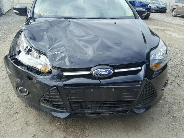 1FAHP3N25CL446695 - 2012 FORD FOCUS TITA BLACK photo 9