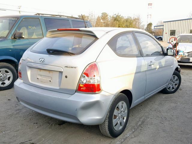 KMHCM3AC2AU174475 - 2010 HYUNDAI ACCENT BLU SILVER photo 4