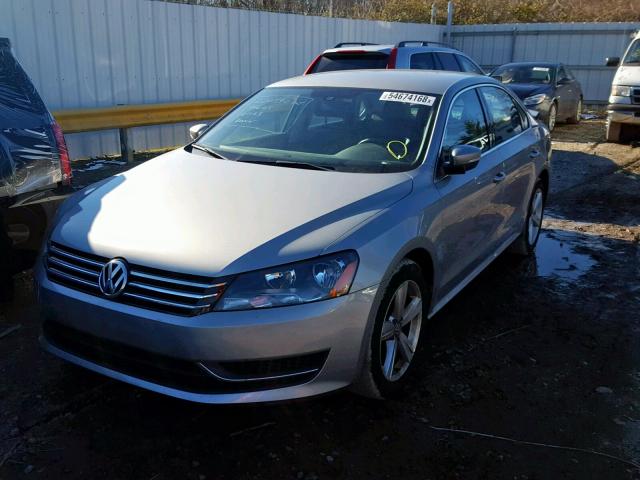 1VWBP7A38DC121303 - 2013 VOLKSWAGEN PASSAT SE SILVER photo 2