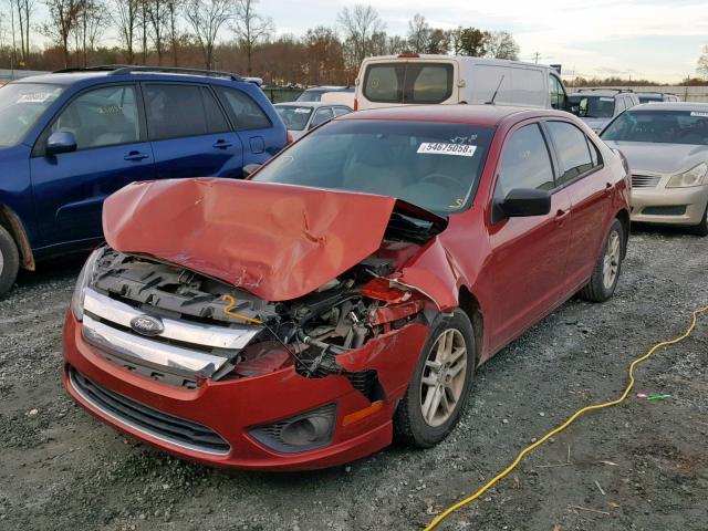 3FAHP0GA7AR221079 - 2010 FORD FUSION S RED photo 2