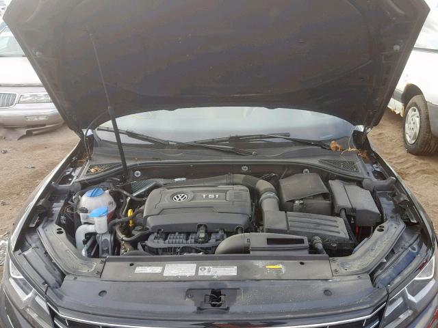 1VWDT7A33HC040882 - 2017 VOLKSWAGEN PASSAT R-L BLACK photo 7