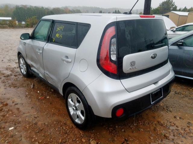 KNDJN2A20H7415047 - 2017 KIA SOUL SILVER photo 3