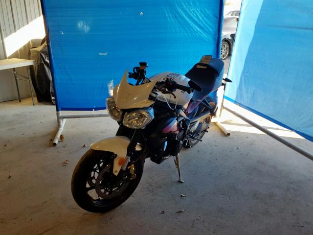 SMTL03NE3HT779442 - 2017 TRIUMPH MOTORCYCLE STREET TRI WHITE photo 2