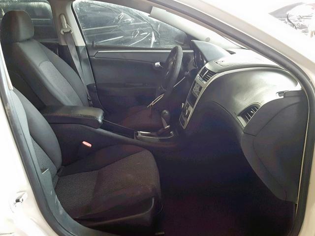 1G1ZB5EB4AF229006 - 2010 CHEVROLET MALIBU LS WHITE photo 5