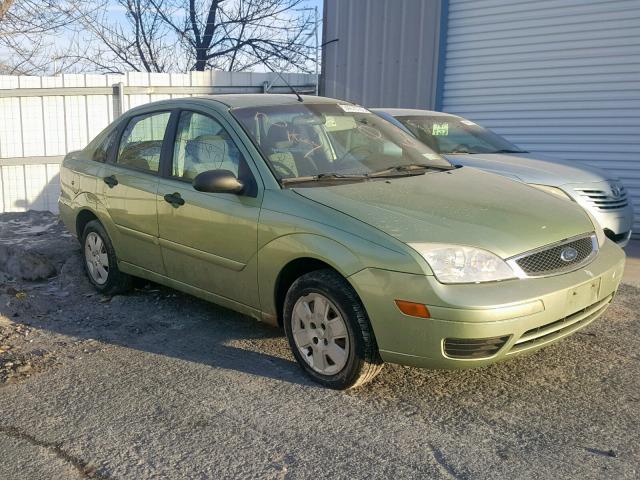 1FAHP34N87W160338 - 2007 FORD FOCUS ZX4 GREEN photo 1