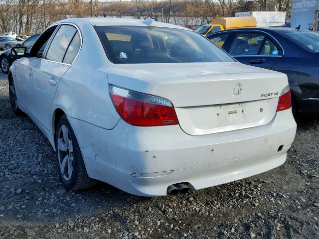 WBANF73557CU24963 - 2007 BMW 530 XI WHITE photo 3