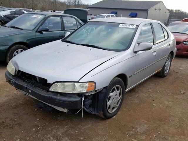 1N4DL01D31C205926 - 2001 NISSAN ALTIMA XE SILVER photo 2