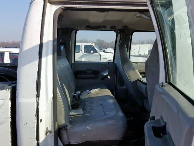 1FTWW30P75EB57381 - 2005 FORD F350 SRW S WHITE photo 6