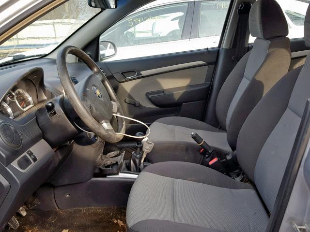 KL1TD66E19B692351 - 2009 CHEVROLET AVEO LS SILVER photo 5