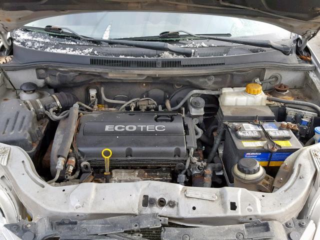 KL1TD66E19B692351 - 2009 CHEVROLET AVEO LS SILVER photo 7