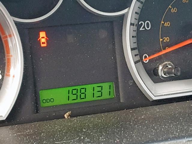 KL1TD66E19B692351 - 2009 CHEVROLET AVEO LS SILVER photo 8