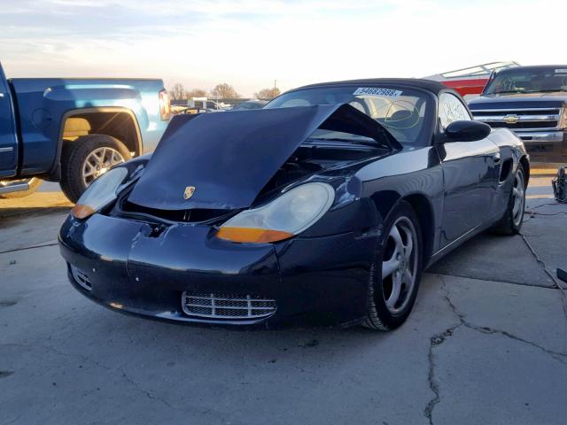 WP0CA2980XU624849 - 1999 PORSCHE BOXSTER BLACK photo 2