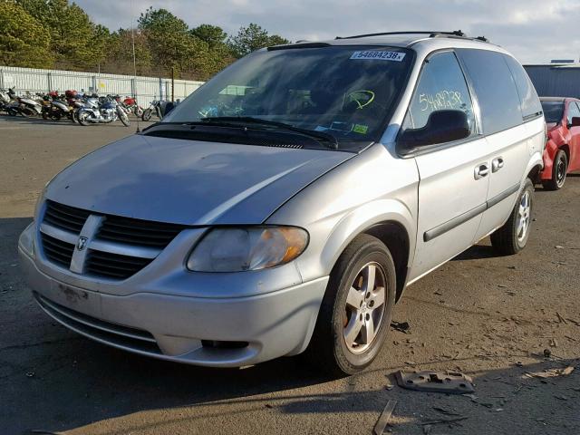 1D4GP45R95B162474 - 2005 DODGE CARAVAN SX GRAY photo 2