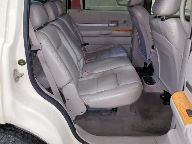 1A8HW58277F546864 - 2007 CHRYSLER ASPEN LIMI 白色 照片 6