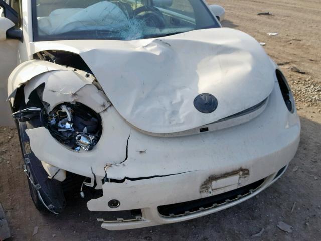 3VWRW31C36M421326 - 2006 VOLKSWAGEN NEW BEETLE Creme Foto 9