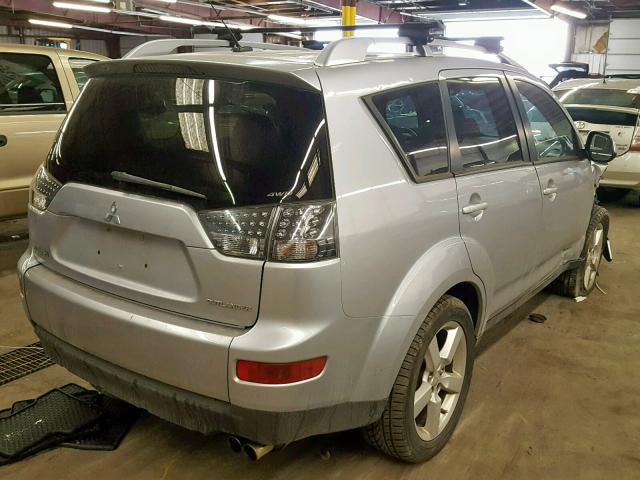 JA4MT41X48Z018269 - 2008 MITSUBISHI OUTLANDER SILVER photo 4