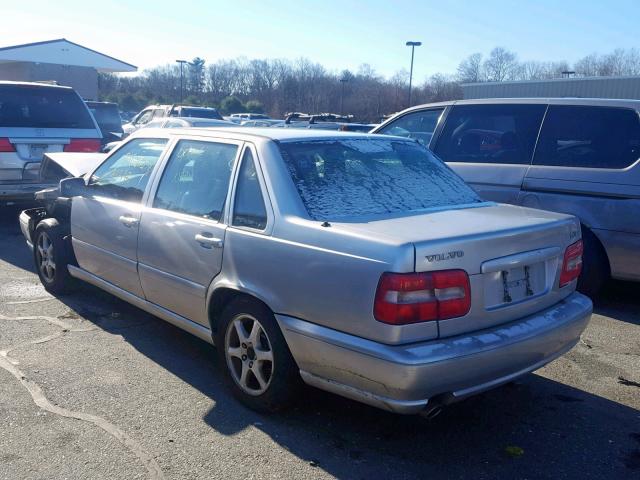 YV1LS61J1Y2668725 - 2000 VOLVO S70 BASE SILVER photo 3