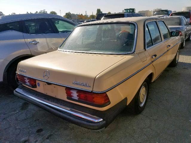 WDBAB23A7DB367503 - 1983 MERCEDES-BENZ 240 D WHITE photo 4