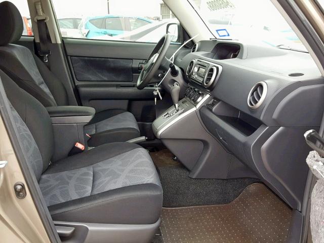 JTLZE4FE7B1137134 - 2011 TOYOTA SCION XB Бежевый фото 5